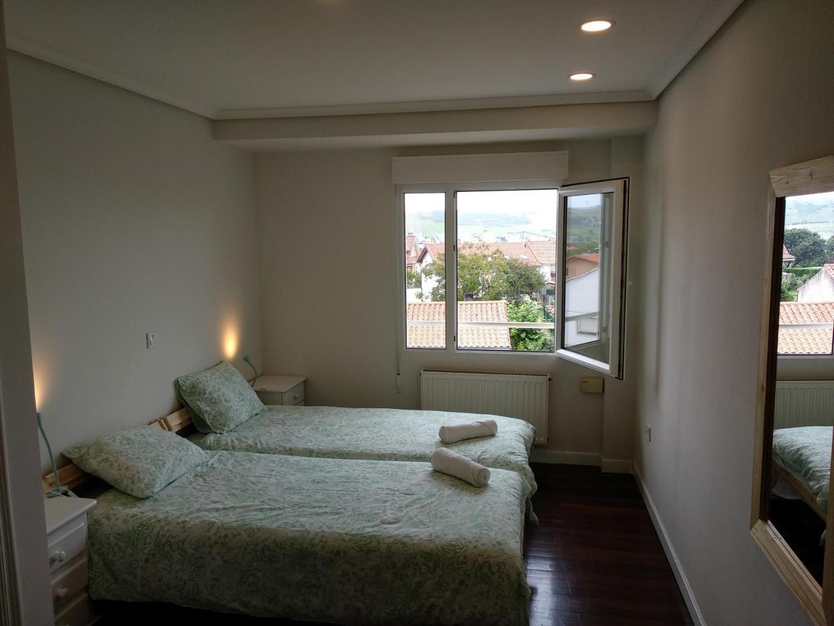 Bonito Duplex Cerca De La Playa Y De Santander Apartment Santa Cruz De Bezana Bagian luar foto